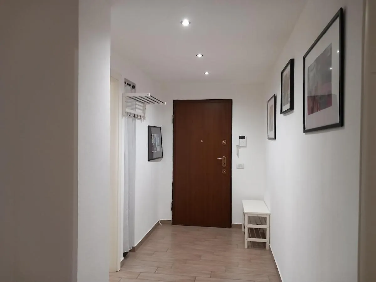 Laura'S Apartment Milan